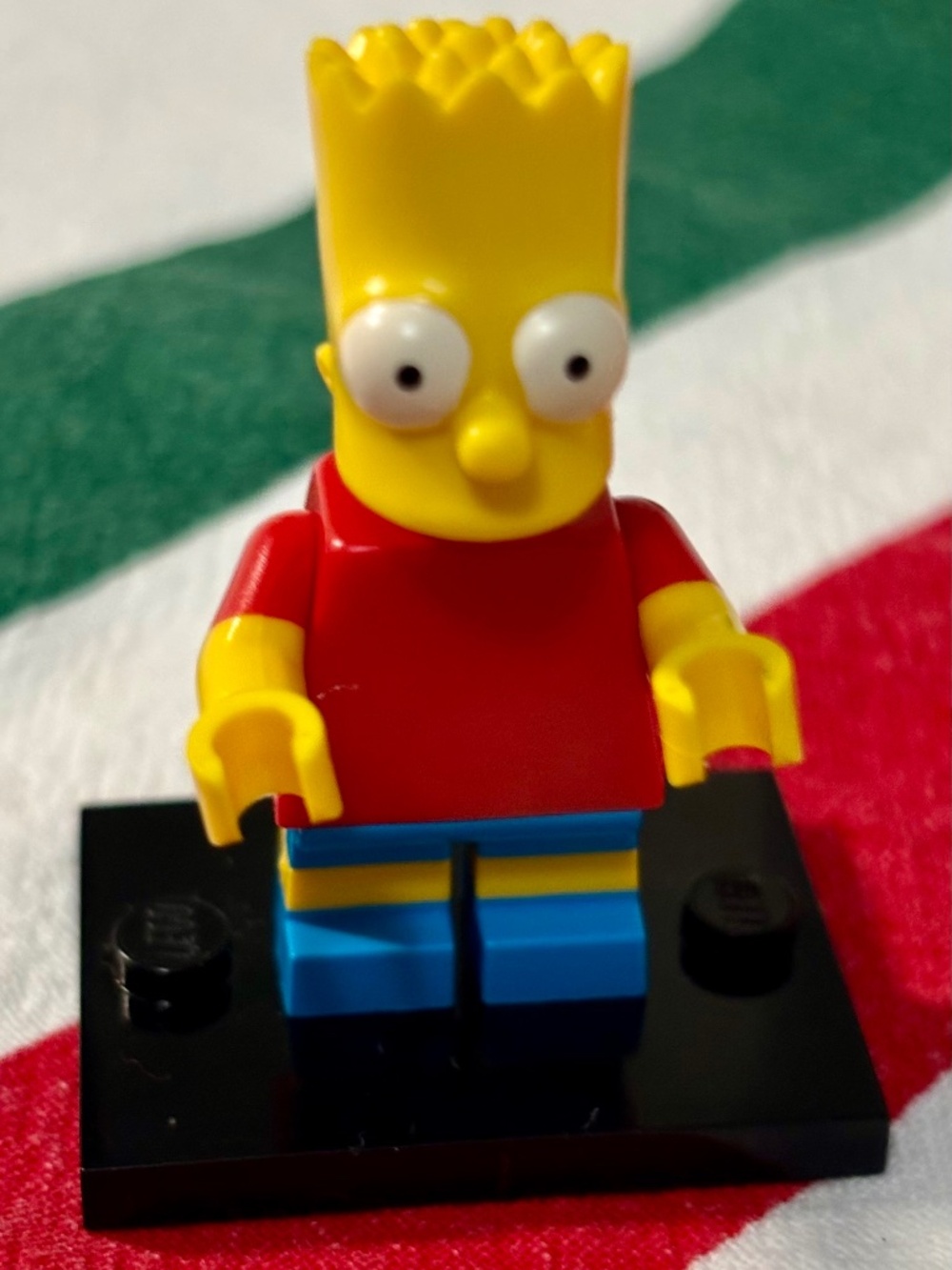 LEGO "Bart Simpson" sim026 with stand. LIKE NEW!